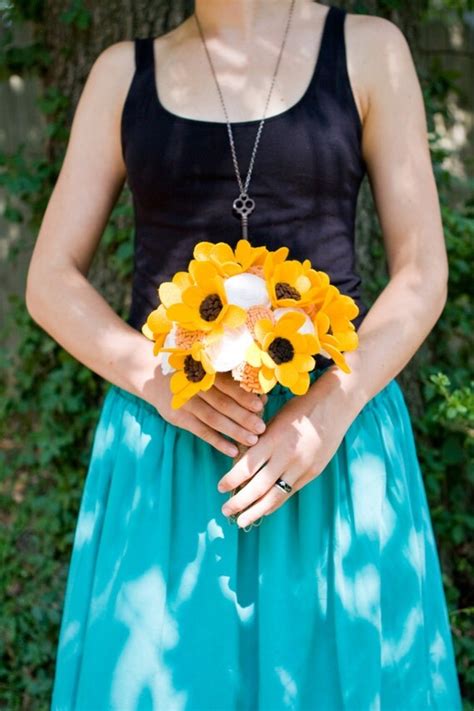 Items similar to Black Eyed Susan Bouquet - Wedding Bouquet - Felt ...