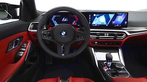 BMW M3 Touring 2023 - INTERIOR details (curved screen, M Carbon seats ...