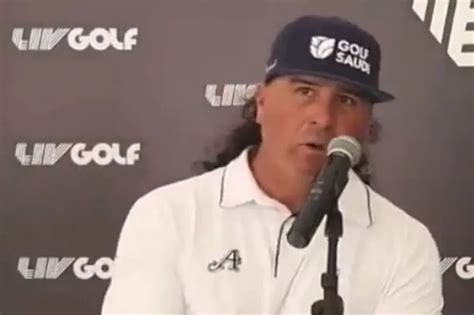 LIV Golf rebel Pat Perez issues unprovoked dig at PGA…