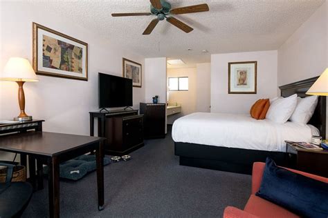 ESTES VILLAGE INN $151 ($̶1̶7̶0̶) - Prices & Motel Reviews - Estes Park, CO