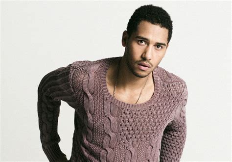 elliot knight merlin - Google Search | Fine black men, Famous men ...