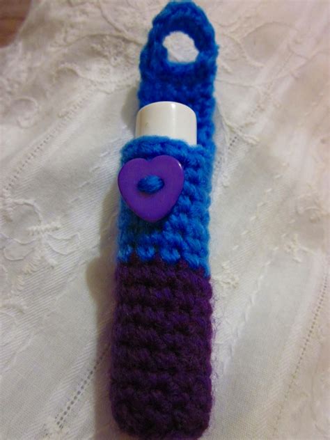 Tails McHot's Craft Blog Spot: Crochet Lip Balm Holder