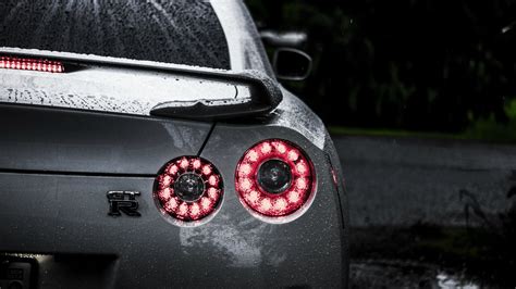 Awesome Car Tail Light Wallpaper