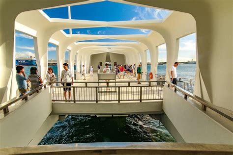 Hawaii's most popular activities: Pearl Harbor & Oahu's island ...