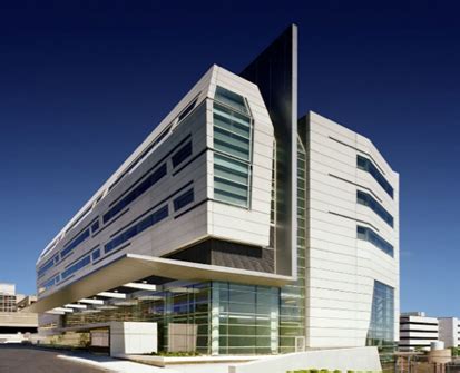 University Hospital Newark | Rutgers Cancer Institute of New Jersey