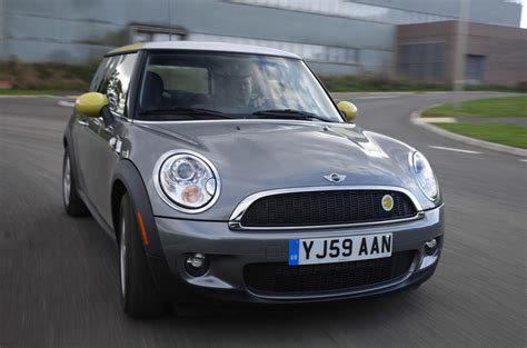 Mini E review | Autocar