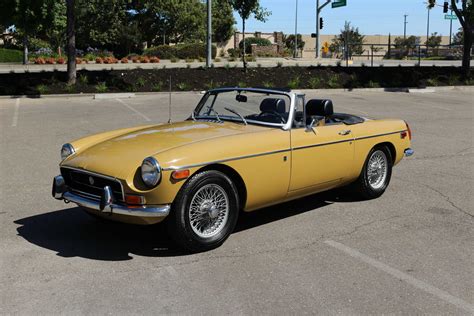 1972 MG MGB Roadster | Dusty Cars