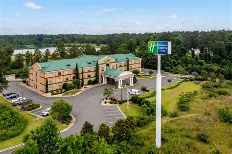 HOLIDAY INN EXPRESS & SUITES MACON-WEST, AN IHG HOTEL $89 ($̶1̶0̶5̶ ...