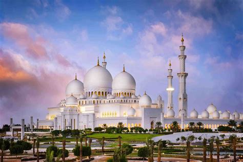 Most Beautiful Mosques Architecture Around the World