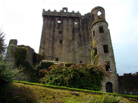 Things To Know About Visiting Blarney Castle, Ireland | TouristSecrets