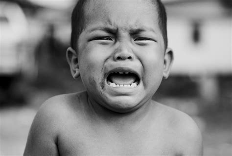 Free Photo of child, crying, black & white - StockSnap.io