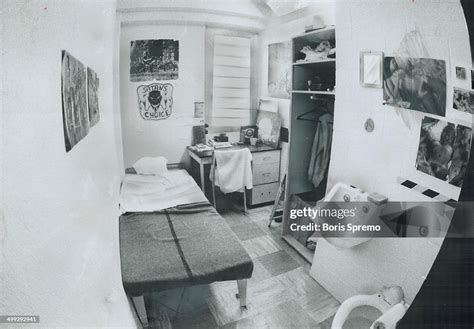 Inside a cell at Millhaven Penitentiary; the maximum-security federal ...