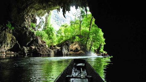 Inside Kong Lor Cave, Laos' real-life ‘Space Mountain’ | Adventure.com