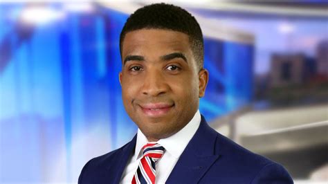 7 News Anchors : Black News Anchor Fired After Wearing Unprofessional ...