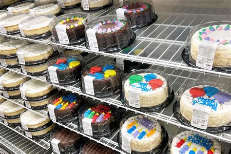 10 Things You Need to Know About Costco Cakes | Taste of Home