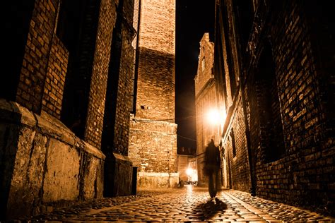 Jack The Ripper Tour in London - Free Tour | Wonders of London