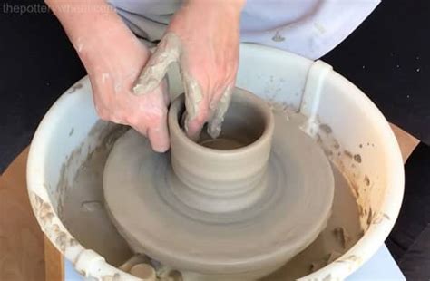 What is Wheel Throwing? – Pottery on the Wheel in a Nutshell