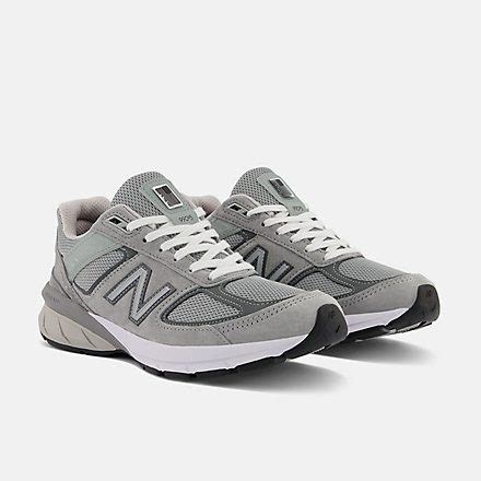 New Balance Women's 990v5 | Sound Feet Shoes: Your Favorite Shoe Store