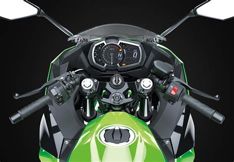 Kawasaki Ninja 400 Top Speed & Acceleration - MotoStatz