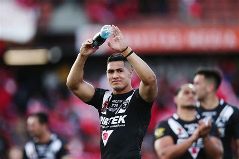 Roger Tuivasa-Sheck signs long-term deal with New Zealand Warriors ...