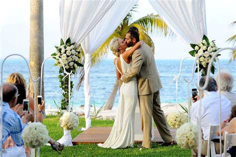 Cancun Beach Wedding Riu Palace Peninsula - Stacie and Milad - Del Sol ...