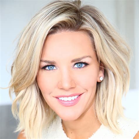 Charissa Thompson | Fox Sports PressPass