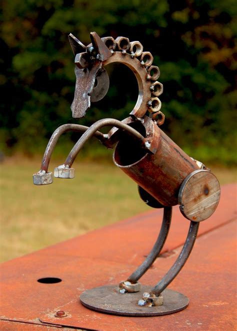 Caballo. | Escultura de acero, Arte en metal, Arte metal reciclado