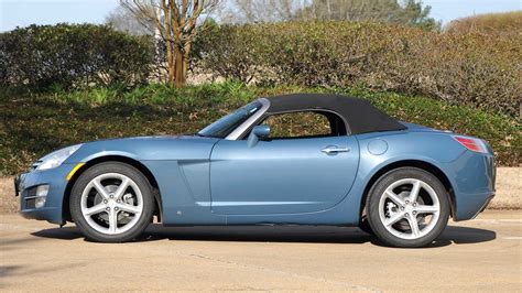 2008 Saturn Sky Convertible at Houston 2019 as F225.1 - Mecum Auctions