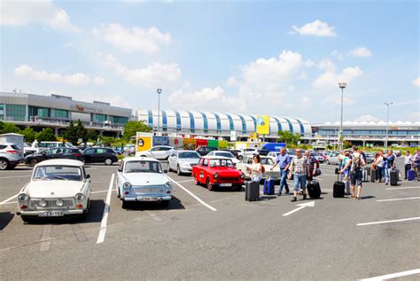 Airport Transfer | Rent a Trabi