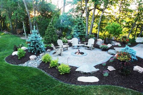 20 Great Fire Pit Ideas For Your Backyard - HouseAffection