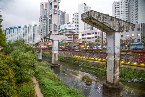 Seoul's Cheonggyecheon: History and Travel Guide - Pinpoint Korea