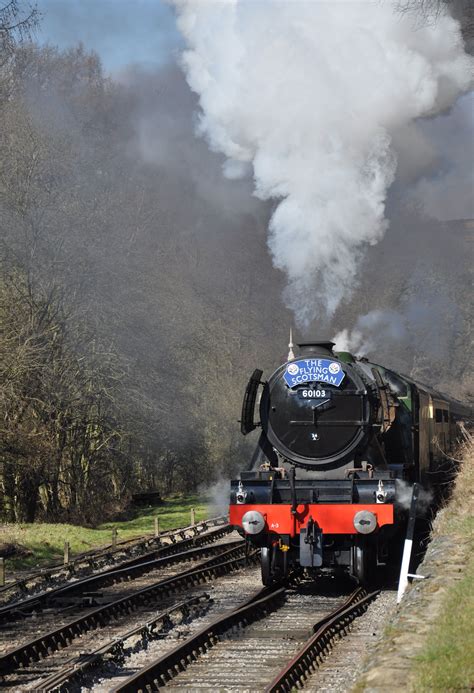 Flying Scotsman steaming into Goathland on the North Yorkshire Moors ...