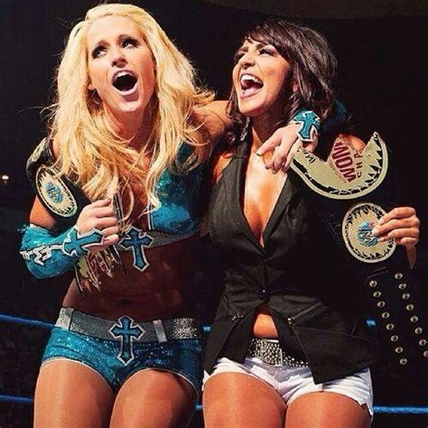 Michelle McCool & Layla | Wrestling divas, Wwe women's championship ...