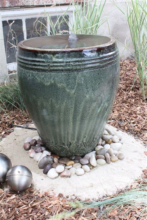 Functions and Types of Backyard Water Fountain | Fountain Design Ideas