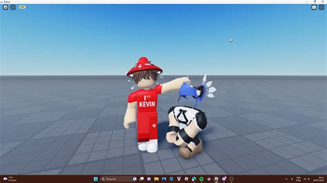 WS10 x Kevin (WS10 Maid 😍) | Fotos de pinguim, Roblox, Gatinho fofinho