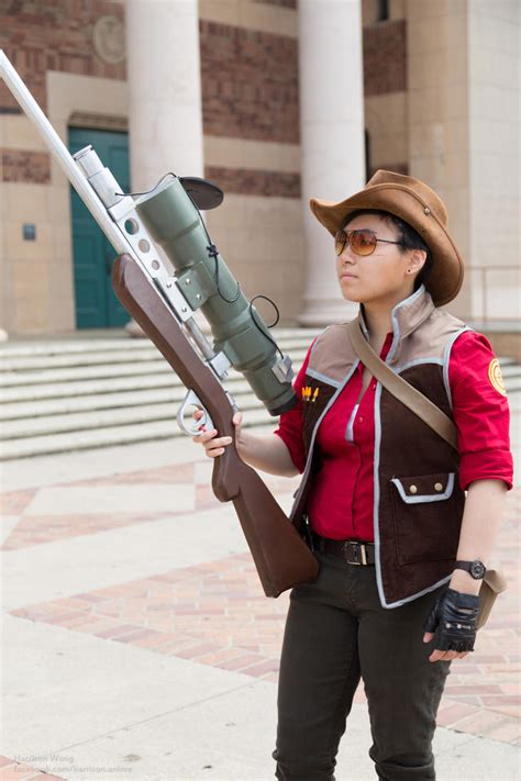 TF2 Sniper Cosplay [Sacanime 2013] by Ryuuji on DeviantArt