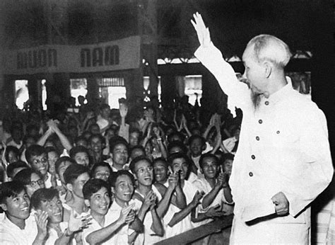 50 years of implementing President Ho Chi Minh"s will: Make an example ...