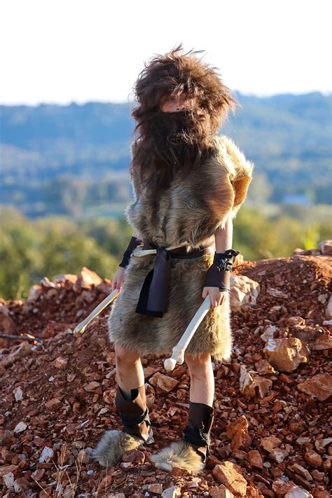 DIY kids caveman costume | Disfraz cavernicola, Disfraces, Prehistoria