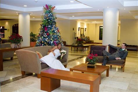 CROWNE PLAZA SAN SALVADOR-CONFERENCE CENTER $110 ($̶2̶6̶7̶) - Updated ...