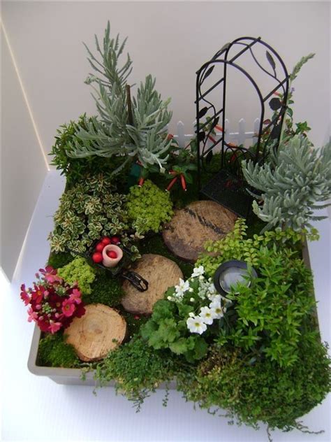 30 Of The Most Beautiful Free DIY Indoor Mini Garden Ideas - Decor Units