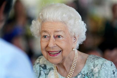 Queen Elizabeth II dies at age 96 - WHYY