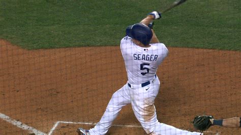 Rangers to sign Corey Seager