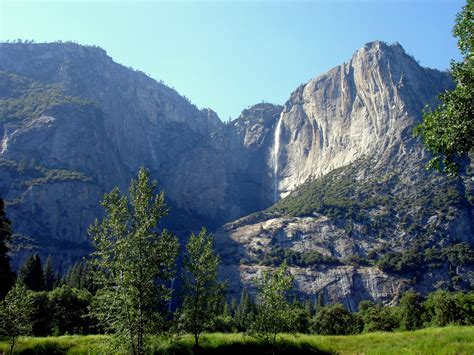 Yosemite National Park – Hiking The USA