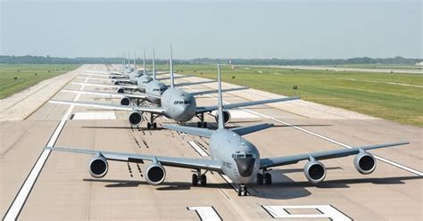 AIRSHOW GUIDE: Distinguishing between McConnell's KC-135 and KC-46 ...