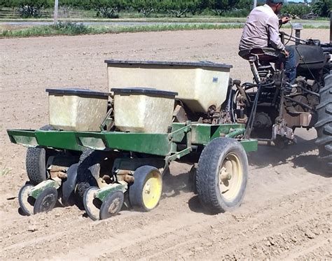 Our Corn Planter Was Built By The Amish – Fruit Farm Community