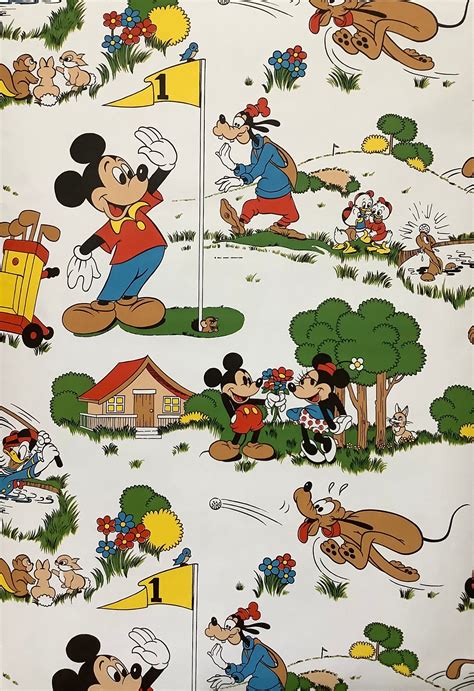 Vintage Minnie Mouse And Mickey Mouse Wallpaper