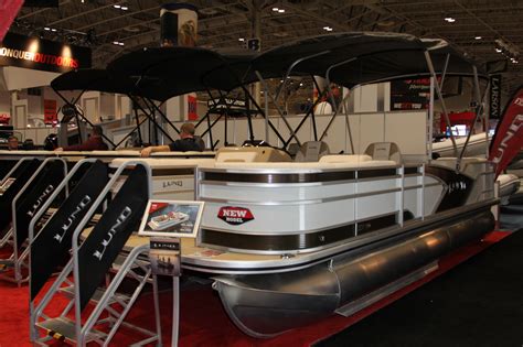 2019 Lund ZX 230 DS Pontoon Boat Review - BoatDealers.ca