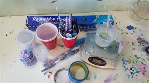 Acrylic Pouring Supplies - Acrylic Pouring for Beginners