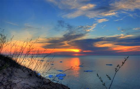 Sunset, Lake Superior, Michigan, USA Michigan Image, Lake Michigan ...