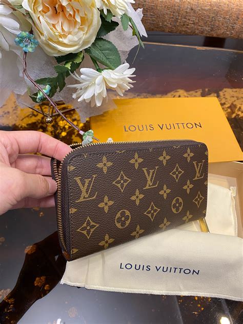 LV Monogram WALLET - Replica bags